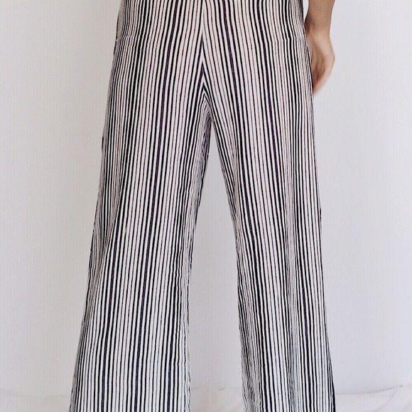 Striped Wide Leg Pant - Picture 5 of 7